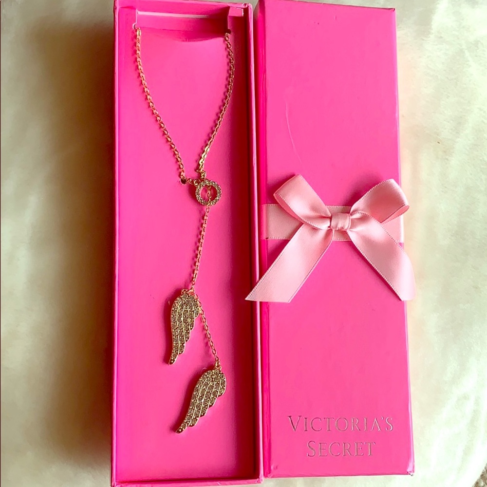 💕Victoria’s secret angel necklace NIB💕